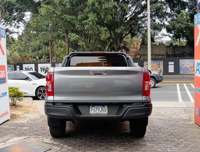 Changan HUNTER 2022 - Vista 5