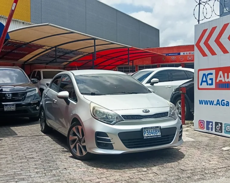 Kia RIO 2016 - Vista 3