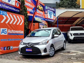 Toyota YARIS 2015