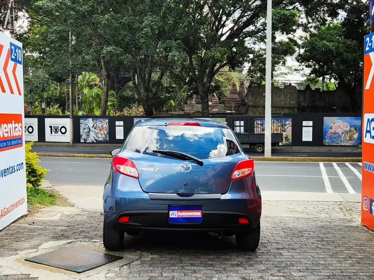 Mazda 2 2014 - Vista 5