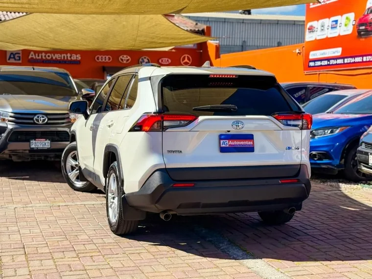 Toyota RAV4 2022 - Vista 4