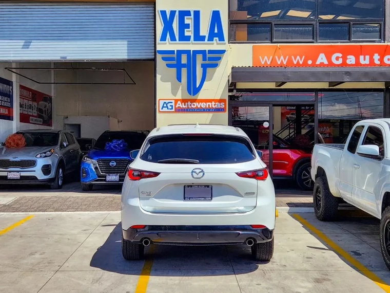 Mazda CX-5 2022 - Vista 5