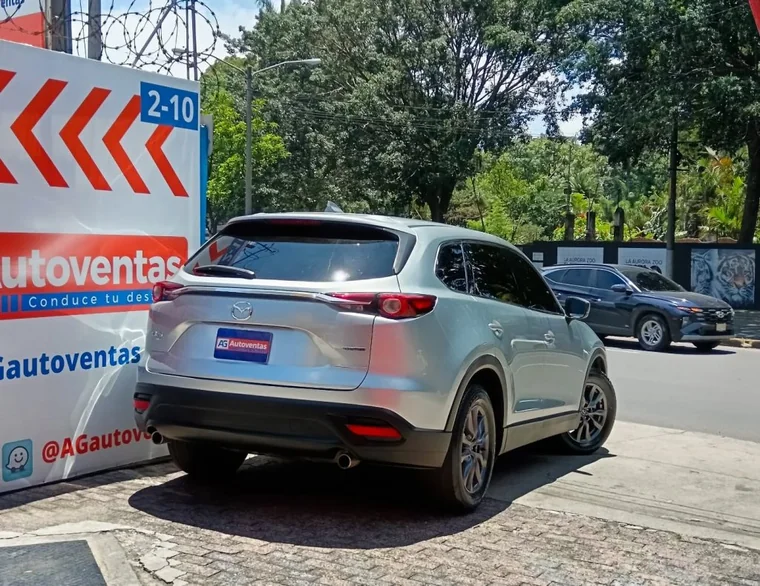 Mazda CX-9 2023 - Vista 4