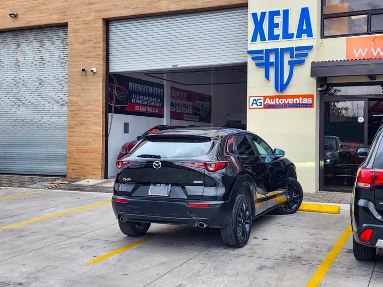 Mazda CX-30 2021 - Vista 4