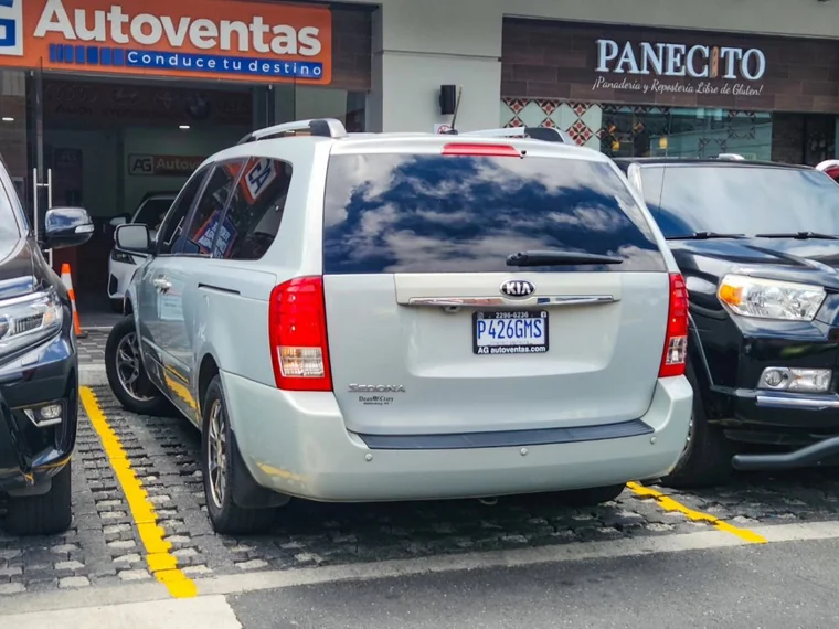 Kia SEDONA 2014 - Vista 4