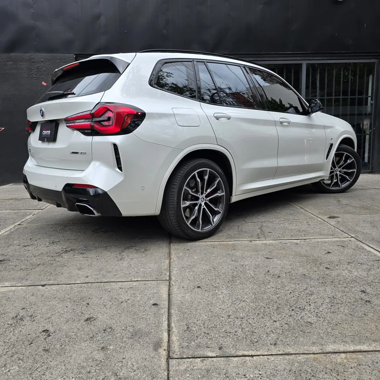 BMW X3 2023 - Vista 4