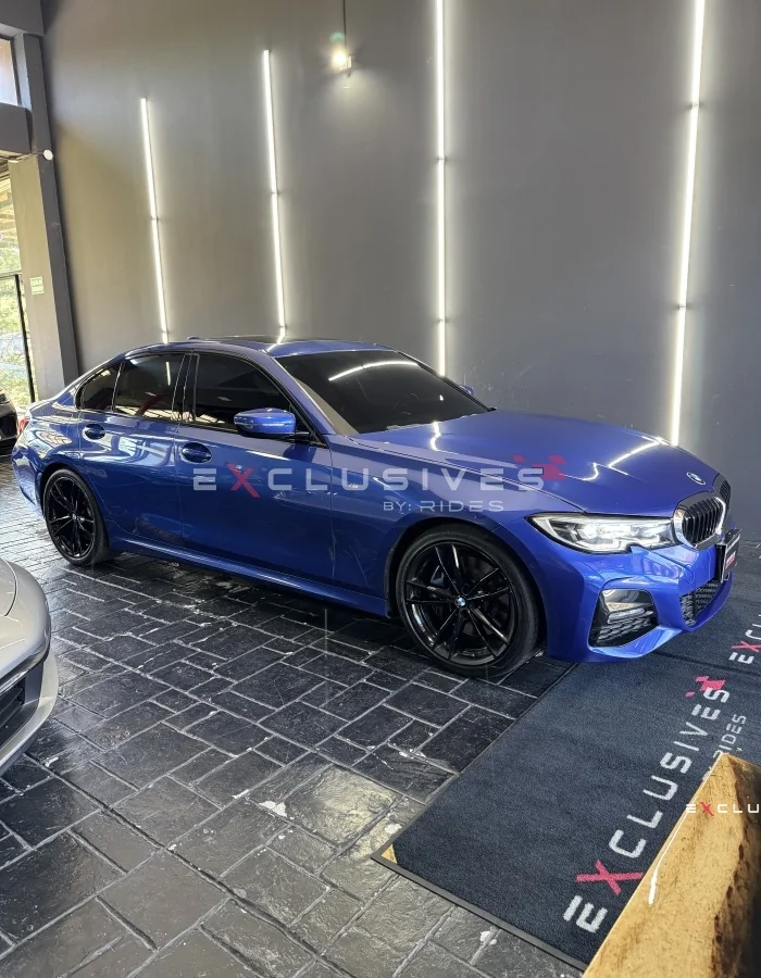 BMW 330i 2022 - Imagen principal