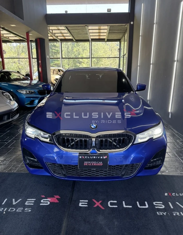 BMW 330i 2022 - Vista 2