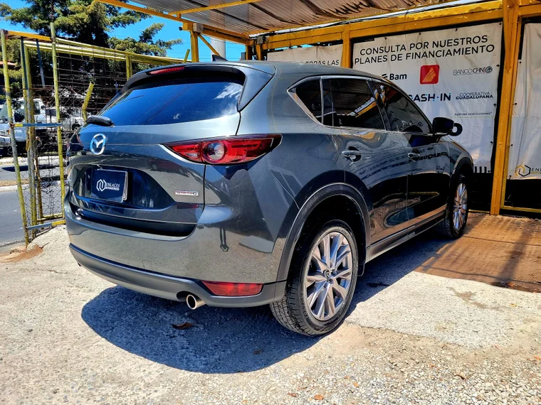 Mazda CX-5 2020 - Vista 3