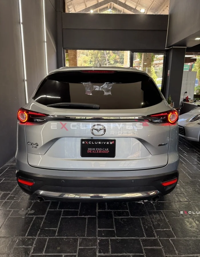 Mazda CX-9 2023 - Vista 5