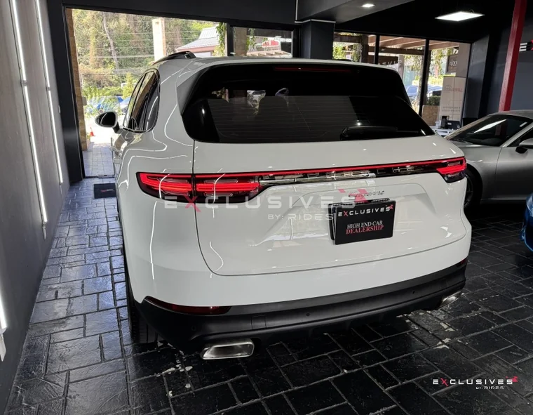 Porsche CAYENNE 2020 - Vista 4