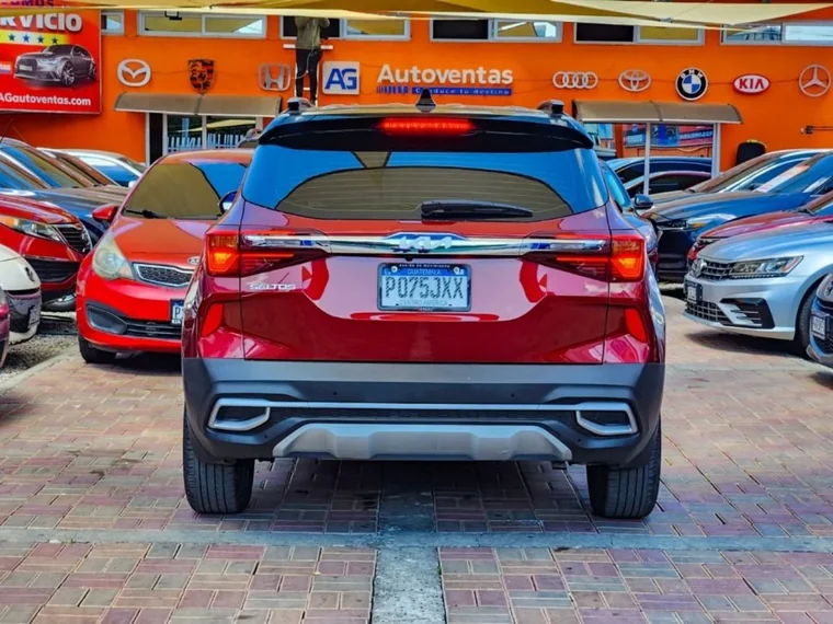 Kia SELTOS 2023 - Vista 5