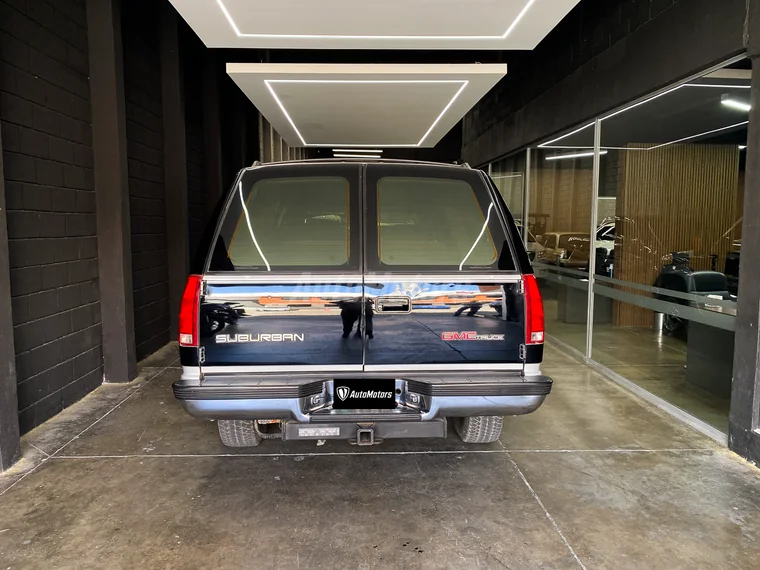 GMC SUBURBAN 1993 - Vista 4