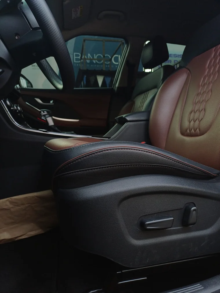 Hyundai CRETA 2024 - Vista 5