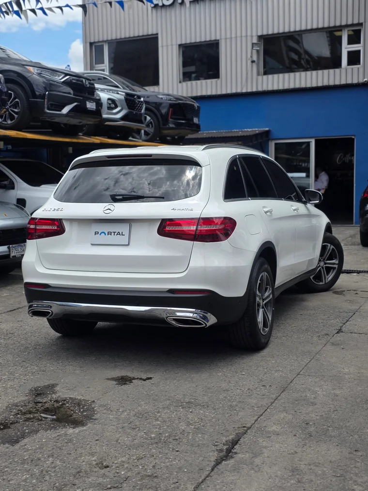Mercedes Benz GLC 2016 - Vista 4