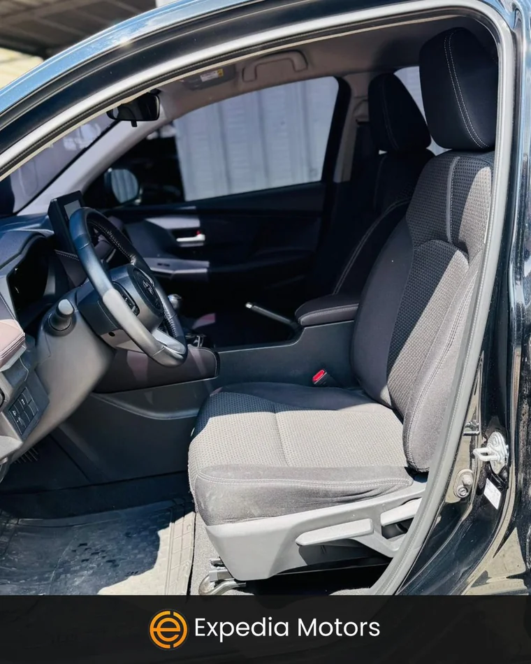 Toyota YARIS 2023 - Vista 5