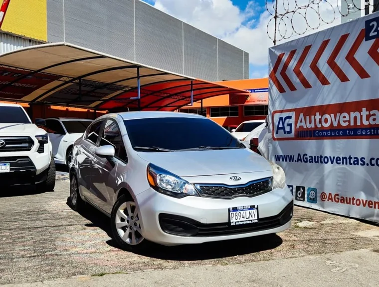 Kia RIO 2014 - Vista 3
