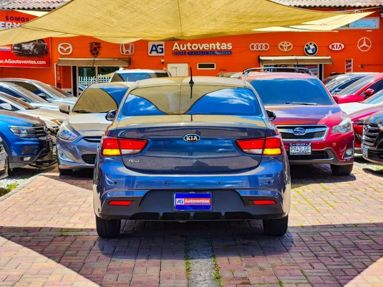 Kia RIO 2018 - Vista 5