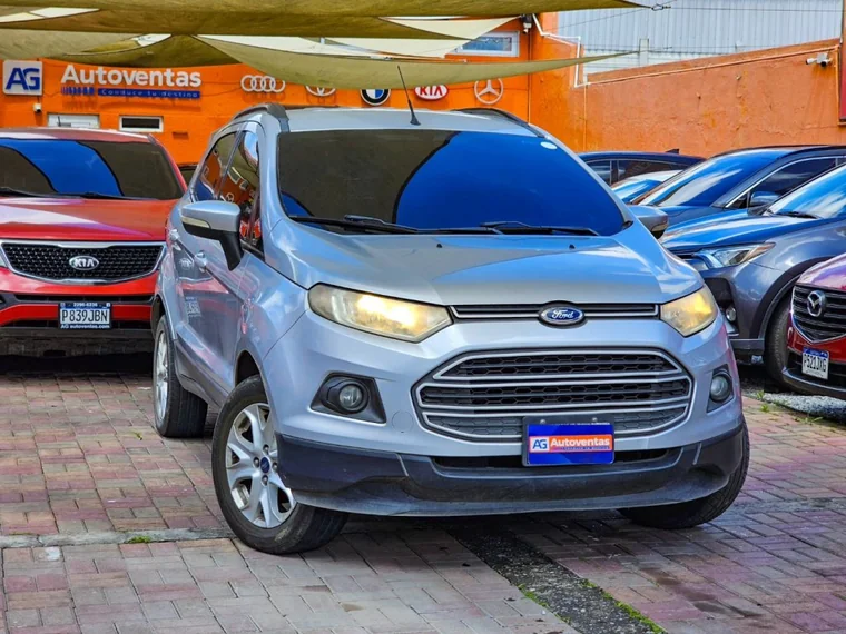 Ford ECOSPORT 2014 - Vista 3