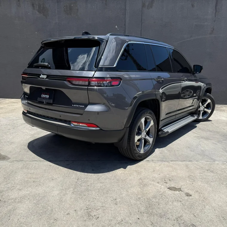 Jeep GRAND CHEROKEE 2024 - Vista 4