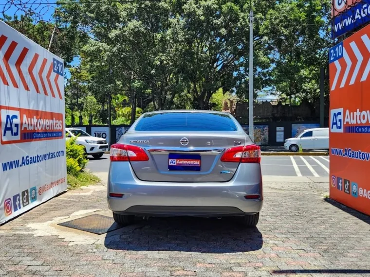 Nissan SENTRA 2014 - Vista 5