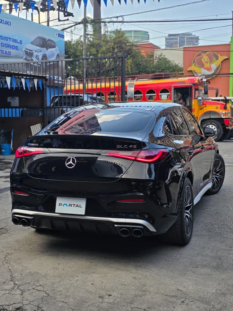 Mercedes Benz GLC 2024 - Vista 4