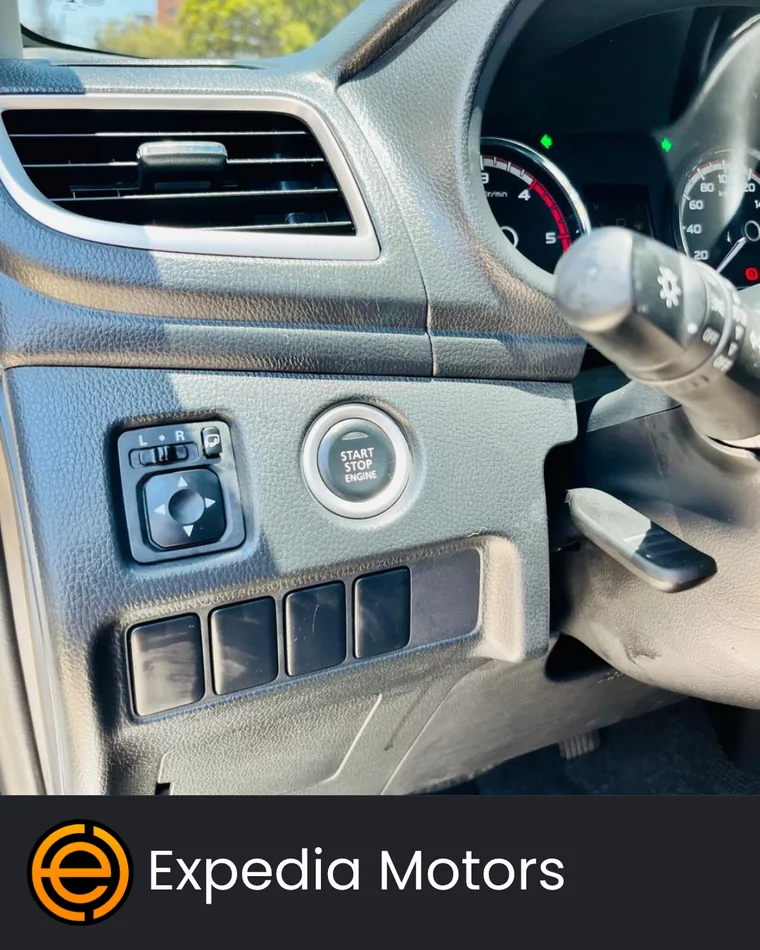 Mitsubishi L200 2023 - Vista 2