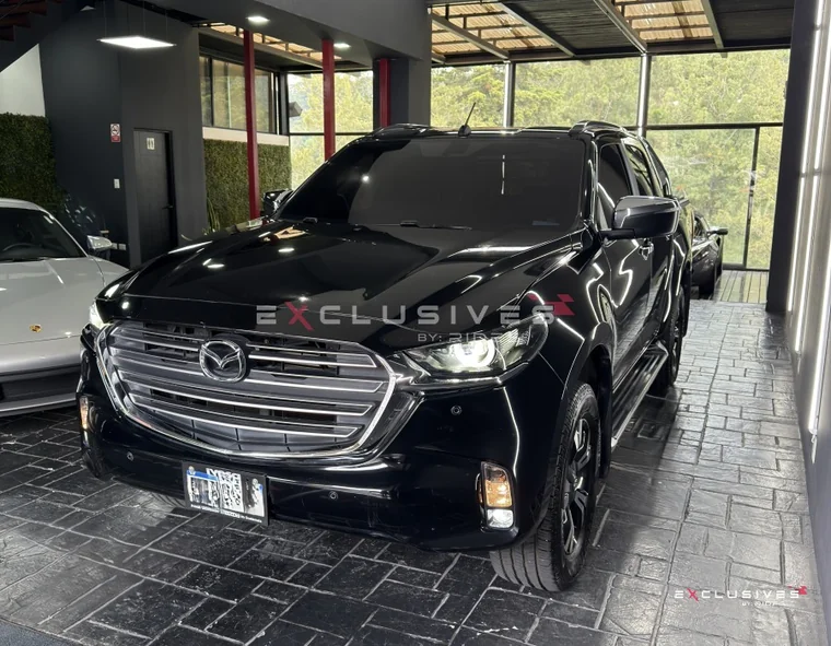 Mazda BT-50 2023 - Vista 3