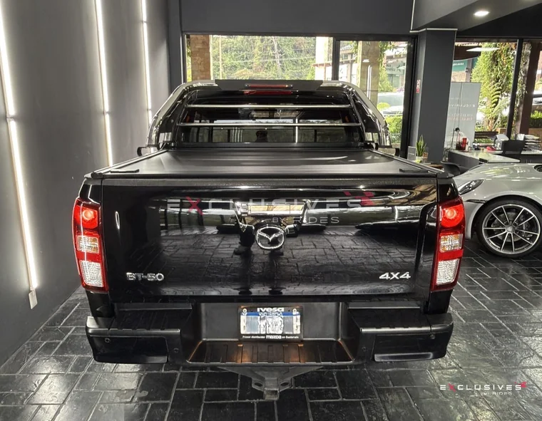 Mazda BT-50 2023 - Vista 5