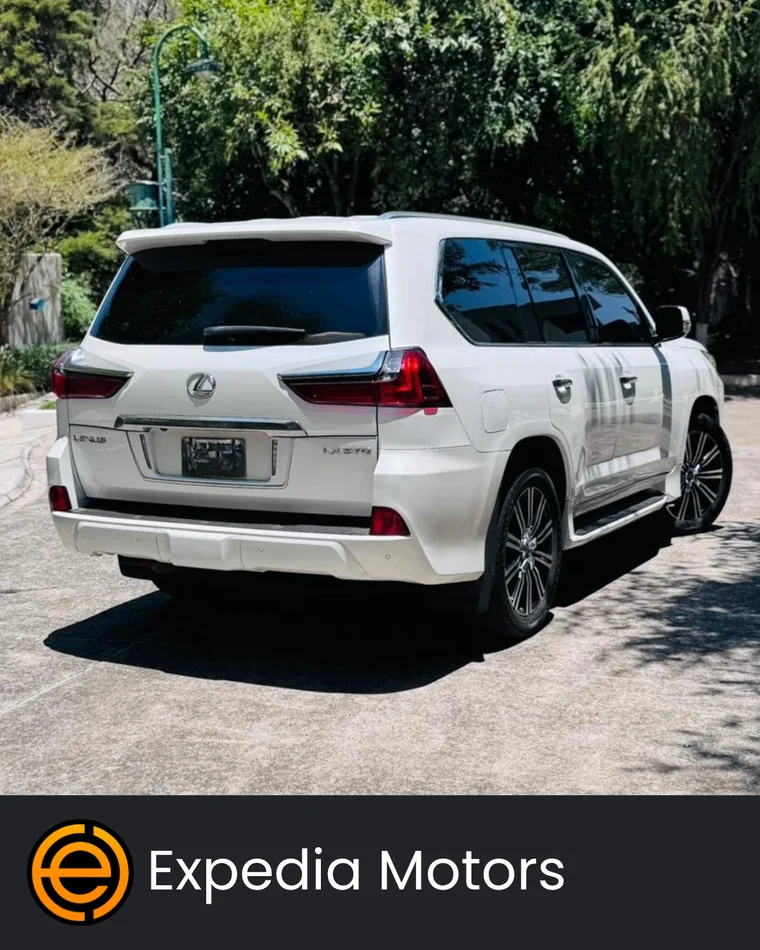 Lexus LX 2020 - Vista 3