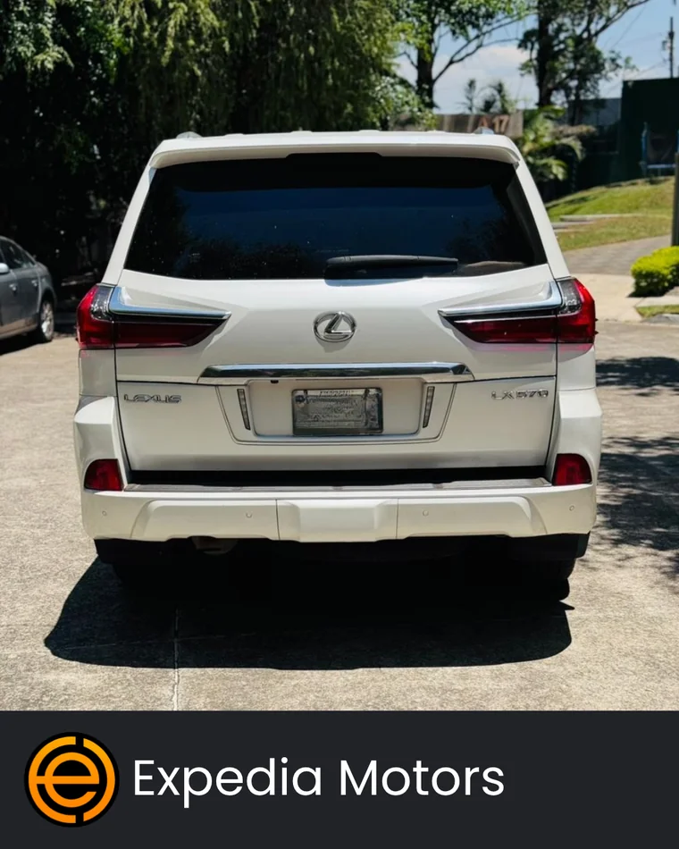 Lexus LX 2020 - Vista 4