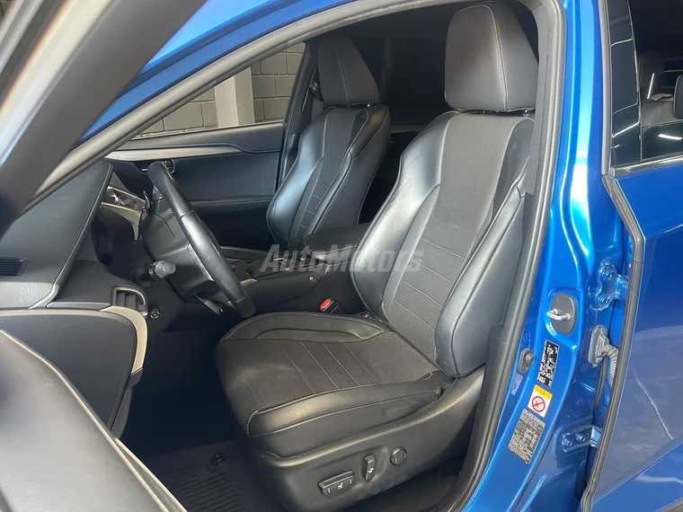 Lexus NX 2019 - Vista 5