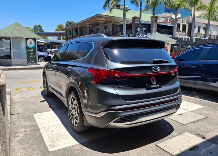 Hyundai SANTA FE 2022 - Vista 5