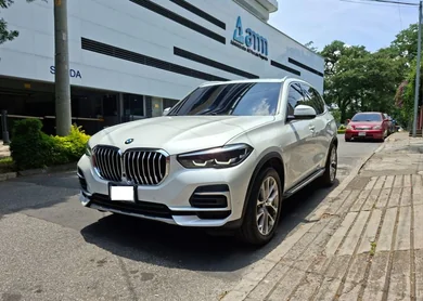 BMW X5 2023