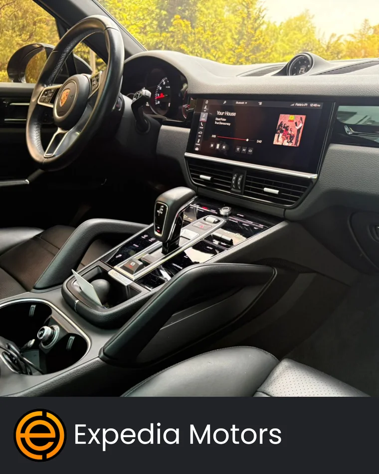Porsche CAYENNE 2019 - Vista 5