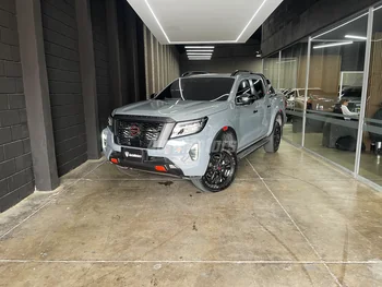 Nissan FRONTIER 2025
