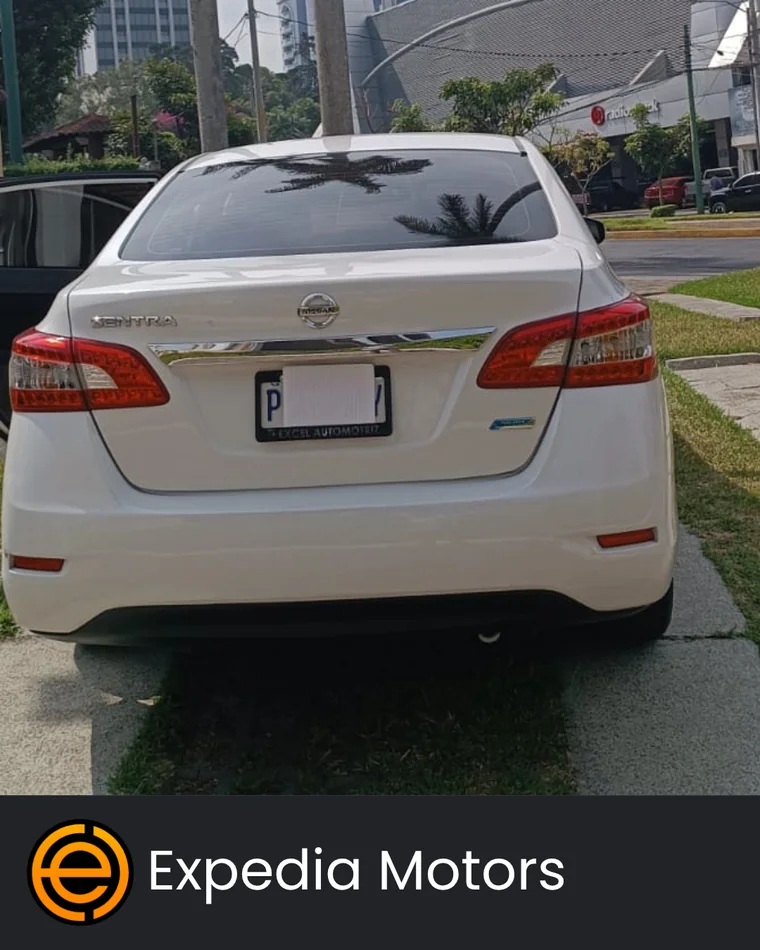 Nissan SENTRA 2015 - Vista 4