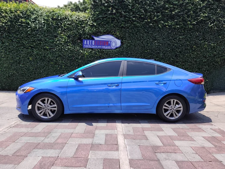 Hyundai ELANTRA 2017 - Vista 4