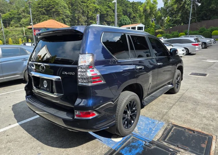 Lexus GX 2021 - Vista 5