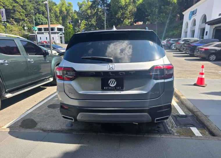 Honda PILOT 2023 - Vista 5