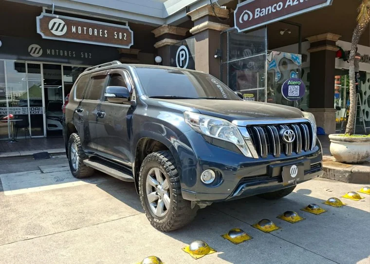 Toyota LAND CRUISER 2016 - Vista 3