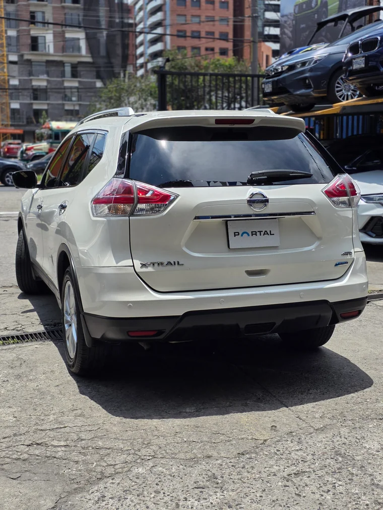 Nissan X-TRAIL 2017 - Vista 4